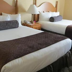 Standard Queen Room Two Queen Beds